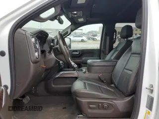 2020 GMC Sierra 3500HD Denali z VIN 1GT49WEY8LF260995, wystawiony jako Copart lot #43820675 z przebiegiem 100 106 mil mil oraz Szkoda całkowita • Salvage title. Historia ofert i sprzedaży dostępna na DreamBid. Obrazek 7.