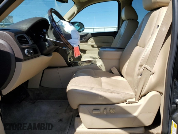 2011 GMC Yukon XL Denali with VIN 1GKS2MEF3BR308368, listed as a Copart auction lot 53600645 with 192,900 mi miles and Salvage Title. Bid and sale history available at carsss.com. Image 7.