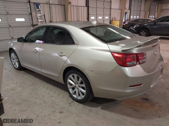 2013 Chevrolet Malibu LT with VIN 1G11E5SA3DF265015, listed as a IAAI auction lot 41400138 with 180,301 mi miles. Bid and sale history available at carsss.com. Image 3.