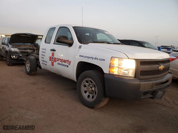 2013 Chevrolet Silverado 1500 Work Truck with VIN 1GCRKPEA1DZ359953, listed as a Copart auction lot 73789384 with 220,828 mi miles and Salvage Title. Bid and sale history available at carsss.com. Image 4.