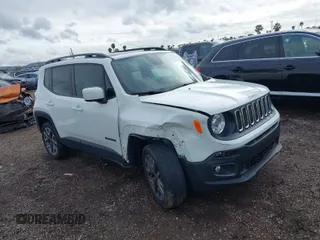 2018 Jeep Renegade Latitude with VIN ZACCJBBB0JPH86155, listed as a IAAI auction lot 41921159 with 38,593 mi miles and . Bid and sale history available at carsss.com. Image 1.