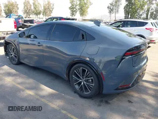 2023 Toyota Prius LE z VIN JTDADABU6P3001399, wystawiony jako IAAI lot #42137395 z przebiegiem 37 716 mil mil oraz . Historia ofert i sprzedaży dostępna na DreamBid. Obrazek 3.