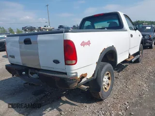 1999 Ford F-250 z VIN 1FTPF28W2XNB25385, wystawiony jako IAAI lot #42768047 z przebiegiem Nie podano mil oraz . Historia ofert i sprzedaży dostępna na DreamBid. Obrazek 4.