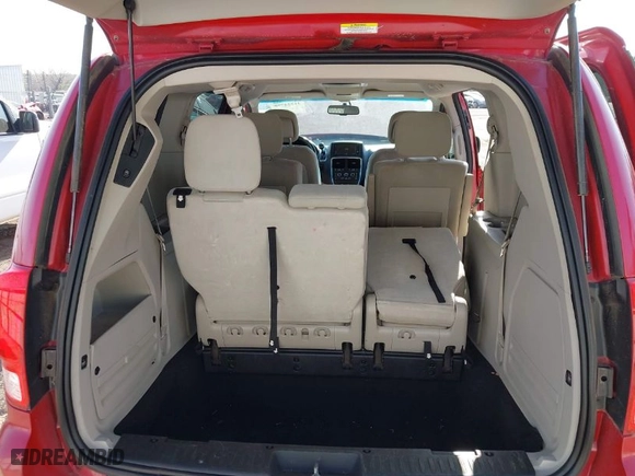 2012 Dodge Grand Caravan SXT with VIN 2C4RDGCG0CR211092, listed as a IAAI auction lot 41924790 with 157,321 mi miles. Bid and sale history available at carsss.com. Image 12.