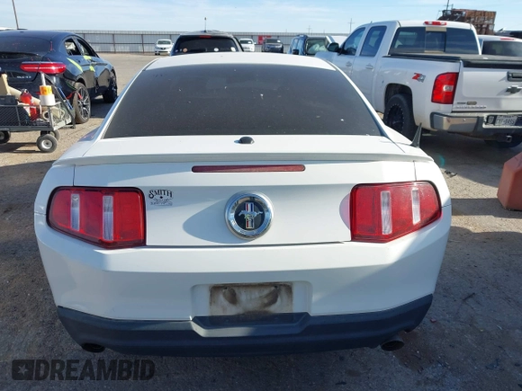 2011 Ford Mustang V6 with VIN 1ZVBP8AM2B5112645, listed as a IAAI auction lot 42062618 with 171,808 mi miles and . Bid and sale history available at DreamBid. Image 17.