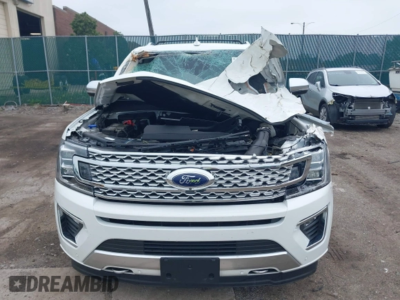 2020 Ford Expedition Max Platinum z VIN 1FMJK1MT1LEB00801, wystawiony jako IAAI lot #42441525 z przebiegiem 40 193 mil mil oraz . Historia ofert i sprzedaży dostępna na DreamBid. Obrazek 12.