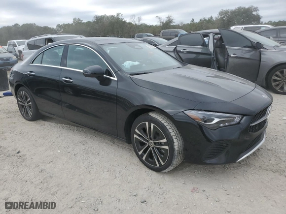 2025 Mercedes-Benz CLA with VIN W1K5J4GBXSN526715, listed as a Copart auction lot 43792955 with 528 mi miles and Salvage Title. Bid and sale history available at carsss.com. Image 4.
