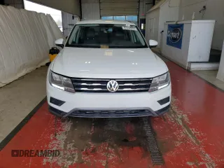 2021 Volkswagen Tiguan SE with VIN 3VV2B7AX5MM009482, listed as a Copart auction lot 54020465 with 91,828 mi miles and Clean Title. Bid and sale history available at DreamBid. Image 5.