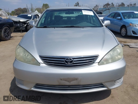 2006 Toyota Camry STD with VIN 4T1BE32K26U164258, listed as a IAAI auction lot 42120723 with 172,018 mi miles. Bid and sale history available at carsss.com. Image 12.