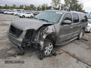 2011 GMC Yukon XL Denali with VIN 1GKS1MEF1BR191618, listed as a Copart auction lot 72516344 with 192,018 mi miles and Salvage Title. Bid and sale history available at carsss.com. Image 1.