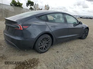 2025 Tesla Model 3 Long Range z VIN 5YJ3E1EA9SF892355, wystawiony jako Copart lot #52565545 z przebiegiem 12 825 mil mil oraz Szkoda całkowita • Salvage title. Historia ofert i sprzedaży dostępna na DreamBid. Obrazek 3.