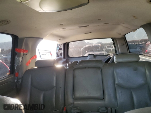 2004 Chevrolet Suburban LT with VIN 1GNGK26U64R246994, listed as a Copart auction lot 75951184 with 0 mi miles and Salvage Title. Bid and sale history available at carsss.com. Image 10.