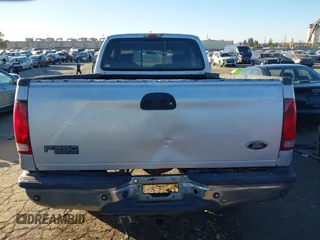 2004 Ford Super Duty F-250 XL with VIN 1FTNX20S04EB40010, listed as a IAAI auction lot 41376342 with 276,771 mi miles. Bid and sale history available at carsss.com. Image 15.