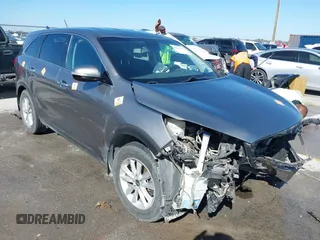 2019 Kia Sorento LX with VIN 5XYPG4A38KG544480, listed as a IAAI auction lot 41652573 with 94,434 mi miles. Bid and sale history available at carsss.com. Image 1.