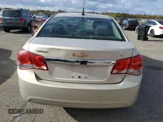 2012 Chevrolet Cruze LT w/1LT with VIN 1G1PF5SC7C7311219, listed as a Copart auction lot 82762884 with 173,909 mi miles and Non Repairable. Bid and sale history available at carsss.com. Image 6.