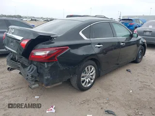 2016 Nissan Altima SR with VIN 1N4AL3AP9GC250439, listed as a IAAI auction lot 41963520 with 238,105 mi miles and . Bid and sale history available at DreamBid. Image 4.