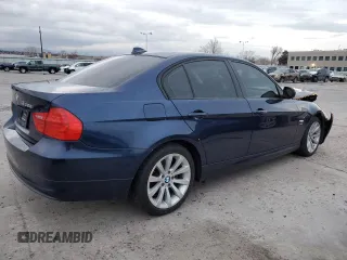 2011 BMW 3 Series 328i xDrive with VIN WBAPK7G53BNN71178, listed as a Copart auction lot 86697524 with 126,110 mi miles and Salvage Title. Bid and sale history available at carsss.com. Image 3.