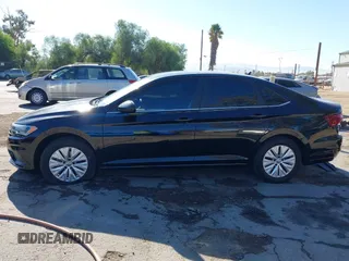 2020 Volkswagen Jetta S с VIN 3VWCB7BUXLM046580, выставлен на аукционе IAAI как лот 41109757 с пробегом 29 748 миль миль и . История ставок и продаж доступна на DreamBid. Изображение 14.