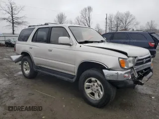 1998 Toyota 4Runner SR5 z VIN JT3HN86R0W0185043, wystawiony jako Copart lot #43425065 z przebiegiem 195 992 mil mil oraz Szkoda całkowita • Salvage title. Historia ofert i sprzedaży dostępna na DreamBid. Obrazek 4.