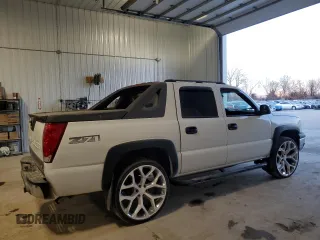 2004 Chevrolet Avalanche z VIN 3GNEK12T94G227273, wystawiony jako Copart lot #88109865 z przebiegiem Nie podano mil oraz Szkoda całkowita • Salvage title. Historia ofert i sprzedaży dostępna na DreamBid. Obrazek 3.