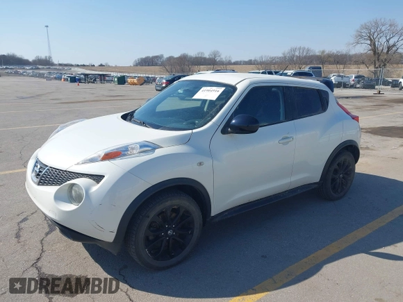 2014 Nissan Juke SL with VIN JN8AF5MV3ET358838, listed as a IAAI auction lot 41904916 with 86,273 mi miles. Bid and sale history available at carsss.com. Image 17.