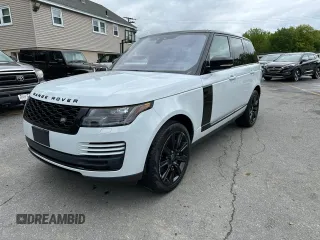 2022 Land Rover Range Rover z VIN SALGR2SU5NA459924, wystawiony jako Copart lot #58144225 z przebiegiem 44 635 mil mil oraz Czysty tytuł • Clean title. Historia ofert i sprzedaży dostępna na DreamBid. Obrazek 1.