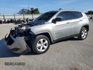 2022 Jeep Compass North with VIN 3C4NJDBB0NT170023, listed as a Copart auction lot 76602004 with 41,191 mi miles and Salvage Title. Bid and sale history available at DreamBid. Image 1.