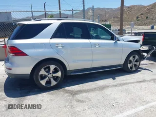 2016 Mercedes-Benz GLE 350 с VIN 4JGDA5JB2GA812671, выставлен на аукционе IAAI как лот 42544096 с пробегом 96 975 миль миль и . История ставок и продаж доступна на DreamBid. Изображение 14.