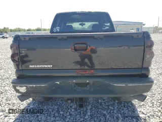 2006 Chevrolet Silverado 1500 LS with VIN 2GCEK13VX61238173, listed as a Copart auction lot 55441585 with 254,229 mi miles and Clean Title. Bid and sale history available at DreamBid. Image 6.