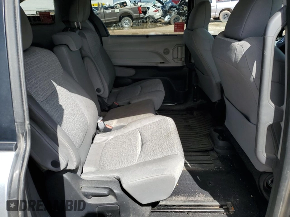 2022 Toyota Sienna LE с VIN 5TDKSKFC0NS065578, выставлен на аукционе Copart как лот 56146395 с пробегом 326 818 миль миль и Чистый • Clean title. История ставок и продаж доступна на DreamBid. Изображение 11.