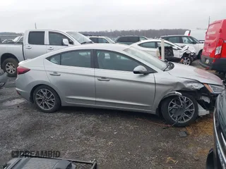 2020 Hyundai Elantra Value Edition z VIN 5NPD84LF7LH565158, wystawiony jako IAAI lot #41059906 z przebiegiem 116 267 mil mil oraz . Historia ofert i sprzedaży dostępna na DreamBid. Obrazek 14.