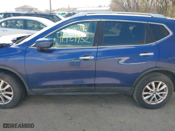 2017 Nissan Rogue S with VIN KNMAT2MTXHP501086, listed as a IAAI auction lot 41924432 with 102,195 mi miles. Bid and sale history available at carsss.com. Image 14.