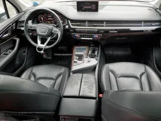 2017 Audi Q7 Prestige with VIN WA1VABF76HD012204, listed as a Copart auction lot 52627435 with 163,644 mi miles and Salvage Title. Bid and sale history available at carsss.com. Image 8.