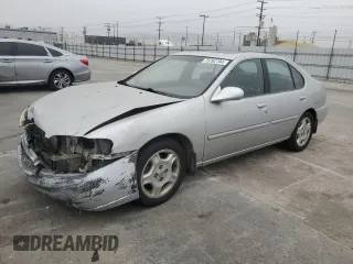 2000 Nissan Altima GXE with VIN 1N4DL01A9YC159146, listed as a Copart auction lot 75762784 with 103,612 mi miles and Salvage Title. Bid and sale history available at carsss.com. Image 1.