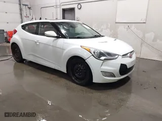2012 Hyundai Veloster w/Black Int with VIN KMHTC6AD2CU064171, listed as a IAAI auction lot 41841873 with 192,670 mi miles. Bid and sale history available at carsss.com. Image 1.