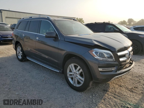 2016 Mercedes-Benz GL with VIN 4JGDF6EE8GA708939, listed as a Copart auction lot 69827644 with 171,294 mi miles and Salvage Title. Bid and sale history available at carsss.com. Image 4.