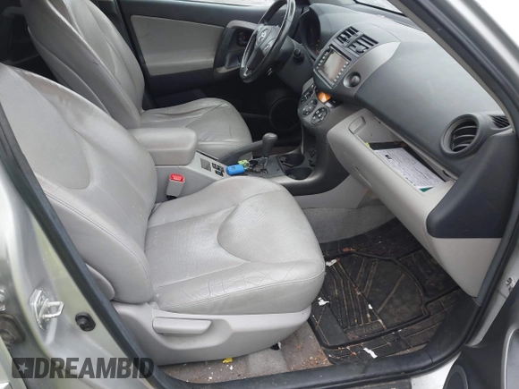 2011 Toyota RAV4 Ltd with VIN 2T3DK4DV7BW054614, listed as a IAAI auction lot 41815327 with 203,775 mi miles. Bid and sale history available at carsss.com. Image 5.