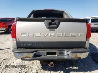 2004 Chevrolet Avalanche Z71 with VIN 3GNEK12T54G189766, listed as a Copart auction lot 73644424 with 212,762 mi miles and Clean Title. Bid and sale history available at carsss.com. Image 6.