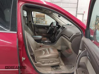2014 GMC Acadia Denali with VIN 1GKKVTKD0EJ120088, listed as a IAAI auction lot 41683678 with 202,214 mi miles and . Bid and sale history available at carsss.com. Image 5.