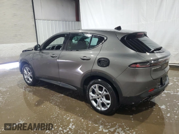 2024 Dodge Hornet R/T with VIN ZACPDFCWXR3A32989, listed as a Copart auction lot 60860585 with 22,837 mi miles and Clean title. Bid and sale history available at DreamBid. Image 2.
