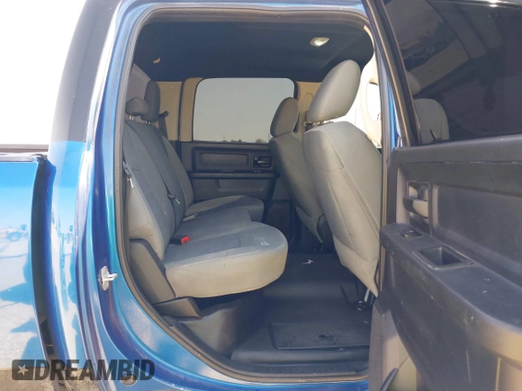 2014 Ram 2500 Tradesman with VIN 3C6UR5HJ4EG231155, listed as a IAAI auction lot 41659436 with 226,847 mi miles. Bid and sale history available at carsss.com. Image 8.