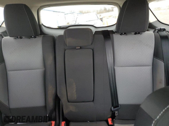 2017 Ford Escape SE z VIN 1FMCU9GD5HUC62126, wystawiony jako Copart lot #50188985 z przebiegiem 157 918 mil mil oraz Szkoda całkowita • Salvage title. Historia ofert i sprzedaży dostępna na DreamBid. Obrazek 10.