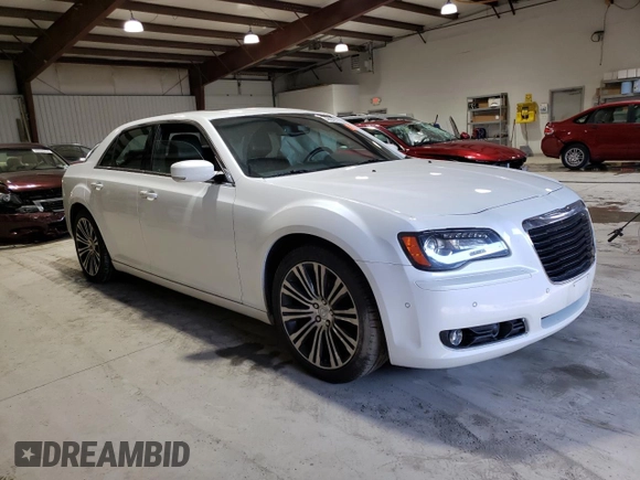 2013 Chrysler 300 with VIN 2C3CCABG7DH682756, listed as a Copart auction lot 48942725 with 136,833 mi miles and Salvage Title. Bid and sale history available at carsss.com. Image 4.