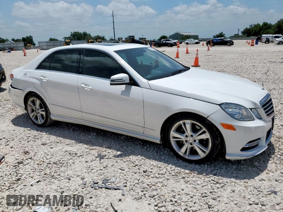 2013 Mercedes-Benz E 350 Luxury z VIN WDDHF5KB2DA682625, wystawiony jako Copart lot #63791535 z przebiegiem 73 381 mil mil oraz Szkoda całkowita • Salvage title. Historia ofert i sprzedaży dostępna na DreamBid. Obrazek 4.