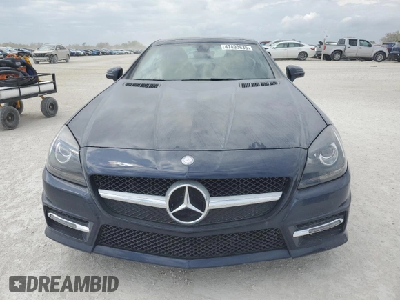 2015 Mercedes-Benz SLK 250 с VIN WDDPK4HAXFF098009, выставлен на аукционе Copart как лот 47493835 с пробегом 27 236 миль миль и Списание • Salvage title. История ставок и продаж доступна на DreamBid. Изображение 5.
