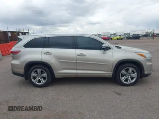 2016 Toyota Highlander Limited with VIN 5TDDKRFH1GS303129, listed as a IAAI auction lot 42112630 with 144,049 mi miles and . Bid and sale history available at DreamBid. Image 13.