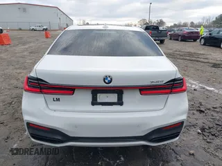 2022 BMW 7 Series 740i with VIN WBA7T2C03NCH94625, listed as a IAAI auction lot 41632368 with 41,953 mi miles. Bid and sale history available at carsss.com. Image 17.