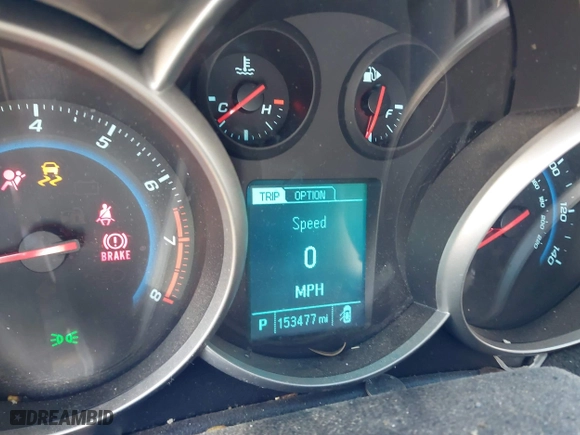 2015 Chevrolet Cruze LT with VIN 1G1PC5SBXF7123458, listed as a IAAI auction lot 41770187 with 153,477 mi miles. Bid and sale history available at carsss.com. Image 7.