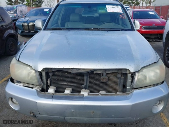 2005 Toyota Highlander with VIN JTEDP21A750053653, listed as a IAAI auction lot 41902774 with 172,421 mi miles. Bid and sale history available at carsss.com. Image 6.