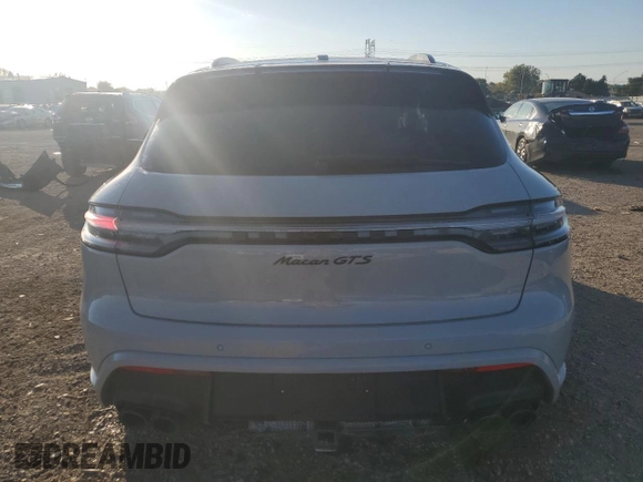 2023 Porsche Macan GTS z VIN WP1AF2A59PLB57445, wystawiony jako Copart lot #73416004 z przebiegiem 12 168 mil mil oraz Szkoda całkowita • Salvage title. Historia ofert i sprzedaży dostępna na DreamBid. Obrazek 6.